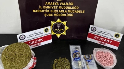 Merzifon'da tırı polisin üzerine süren sürücü uyuşturucuyla yakalandı
