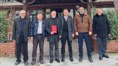 MHP esnaf ziyaretlerine devam ediyor