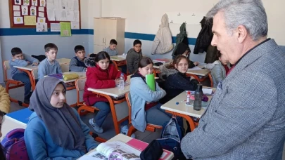 Müdür Davu; "Yeni yılın ilk iş gününde öğrencilerle bir aradaydık"