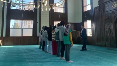 Öğrencilerden Akşemsettin Camii’ne Ziyaret