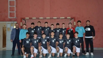 Özalp:"Tebrikler Bizim Çocuklar"