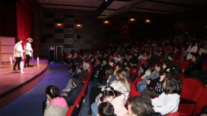 Tiyatro Günlerinin 2. perdesi gerçekleşti