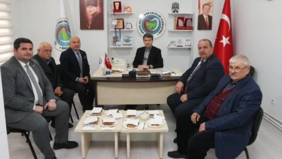 Vali Bakan, Öztürk ve yönetimi ile bir araya geldi