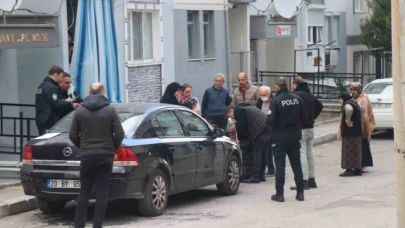 Yaşlı adam evinde ölü bulundu