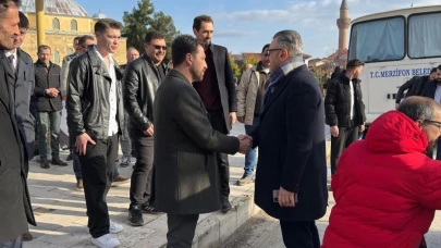Vekil Çilez üye standını ziyaret etti