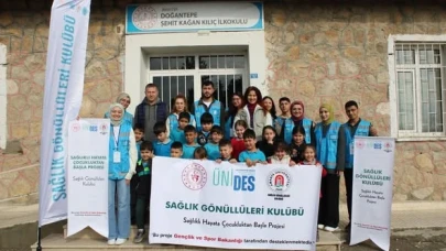 Öğrencilerle El, Ağız ve Diş Sağlığı Eğitimi Gerçekleştirildi