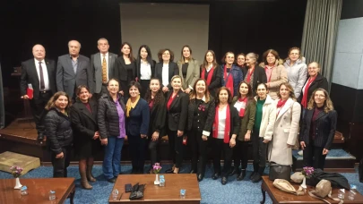 Türk medeni kanunu ve kadın hakları söyleşisi programı yapıldı