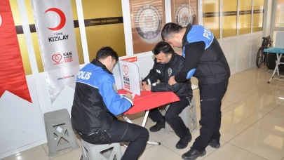 Emniyet Müdürlüğü Personelinden Anlamlı Destek