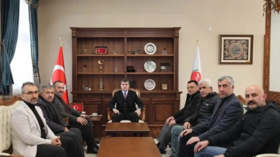 Sinan Tunç ve yönetiminden Vali Bakan'a ziyaret