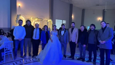Başkan Keleş ve yönetimi düğün merasimine katıldı