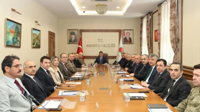 Bakan ve ilgili kurum yöneticileri festival hazırlık toplantısı yaptı