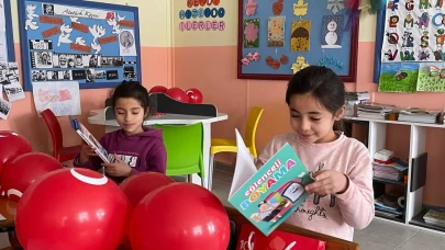Ömer Özalp, Minik Öğrencilerin Davetine Kayıtsız Kalmadı