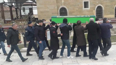 Minik Göktürk hayata tutunamadı