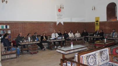Edebiyat Akademisi’nin Konuğu Prof. Dr. Hakverdioğlu Oldu