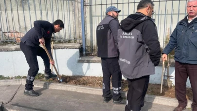 Ramazan Ayı Öncesi Merzifon Şehitliği’nde Titiz Temizlik Çalışması Gerçekleştirildi