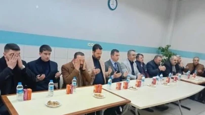 AK Parti İlçe Yönetimi, Şehit Madenciler İçin Okutulan Mevlide Katıldı