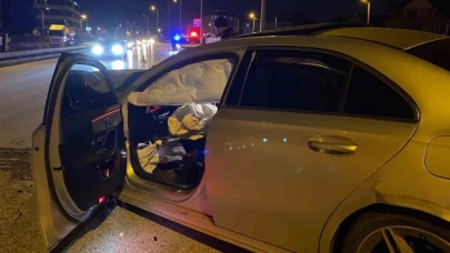 Bariyere çarpan otomobilin sürücüsü yaralandı
