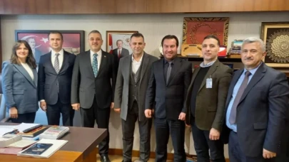 Çilez, misafirlerini TBMM'de ağırladı