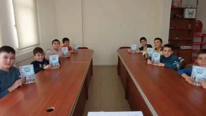 Suluova’da Genç Gönüller Çocuk Gönüllerle Buluşuyor