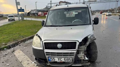 Trafik kazasında 3 çocuk yaralandı