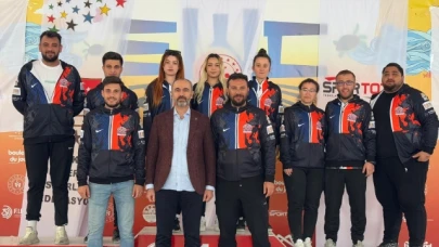 Üniversiteye çifte bronz
