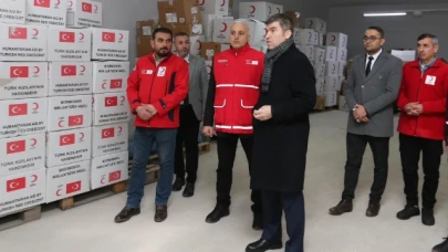 Vali Bakan, Kızılay ve Yeşilay ile bir araya geldi
