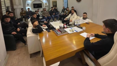 AK Parti İlçe Gençlik Kolları Toplantısı Gerçekleştirildi