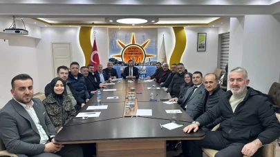 AK Parti İl yönetim kurulu toplantısı yapıldı