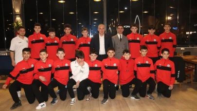 Kaymakam Kartal, finalistlerle bir araya geldi