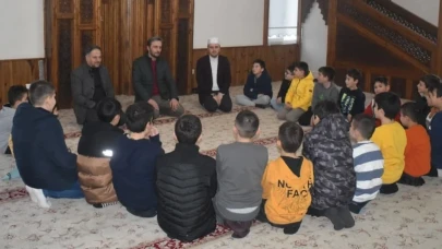Gençler İftarda Buluştu