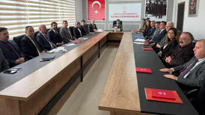 Taşova’da Eğitim Değerlendirme Toplantısı Gerçekleştirildi