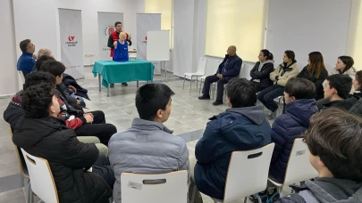 Lise Öğrencilerinden Tıp Fakültesi'ne Ziyaret