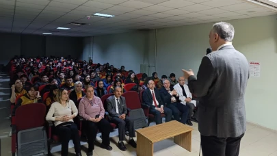 Müftü Bayram’dan "Ramazan ve Gençlik" Konferansı