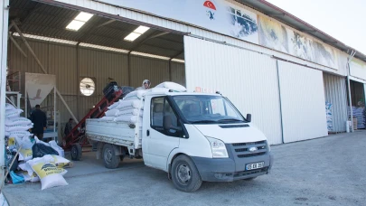 Yem Ezme ve Kırma Tesisi Hizmete Devam Ediyor