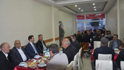 Başkan Şahin, İftarda Personelle Buluştu