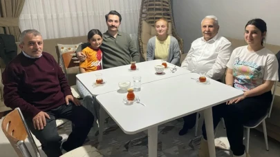 Demirgül ve Şahin, Alan Ailesinin İftar Sofrasına Konuk Oldu