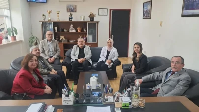 CHP, Tıp Bayramında Kahramanlara Işık Tuttu!