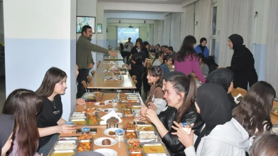 Kaymakam Güneş, Öğrencilerle İftarda Buluştu