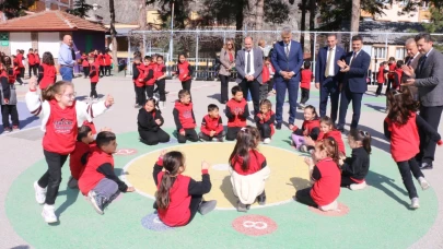 Özkan, Atatürk İlkokulu’nu Ziyaret Etti