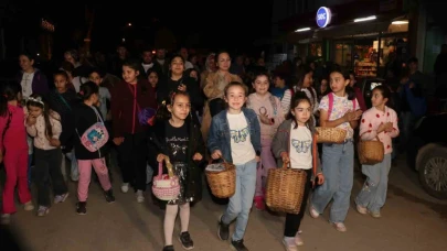 Amasya’nın Alpaslan köyündeki 152 yıllık Ramazan geleneği: "Sepet sallama"