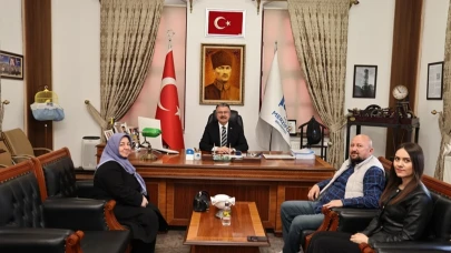 Merzifon’da Birlik ve Onur: Şehit Ailesi, Başkanla Buluştu