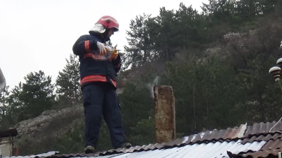 İş yerindeki baca yangını korkuttu