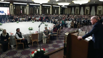 Özarslan Erdoğan'ın ev sahipliğindeki iftar programına katıldı