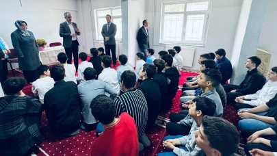 Müftü Bayram'dan Hafız Adaylarına Bayram Ziyareti