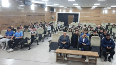 Macit Zeren Fen Lisesi'nde “İftarda Konuşalım” Programı