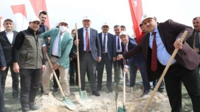 500 FİDAN TOPRAKLA BULUŞTU