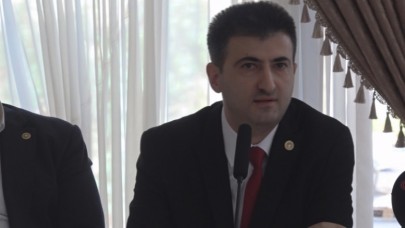 “6’LI MASA SEKRETER, CUMHUR İTTİFAKI LİDER SUNUYOR”