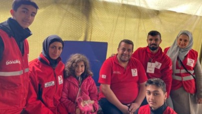 8 YAŞINDAKİ NEVA İÇİN SÜRPRİZ DOĞUM GÜNÜ KUTLAMASI