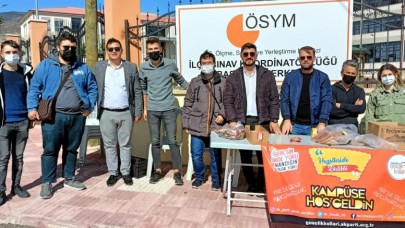 AK GENÇLİK ÜNİVERSİTELİ ÖĞRENCİLERE HOŞGELDİN DEDİ