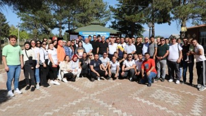 AK GENÇLİKTEN YAZ SONU PİKNİĞİ